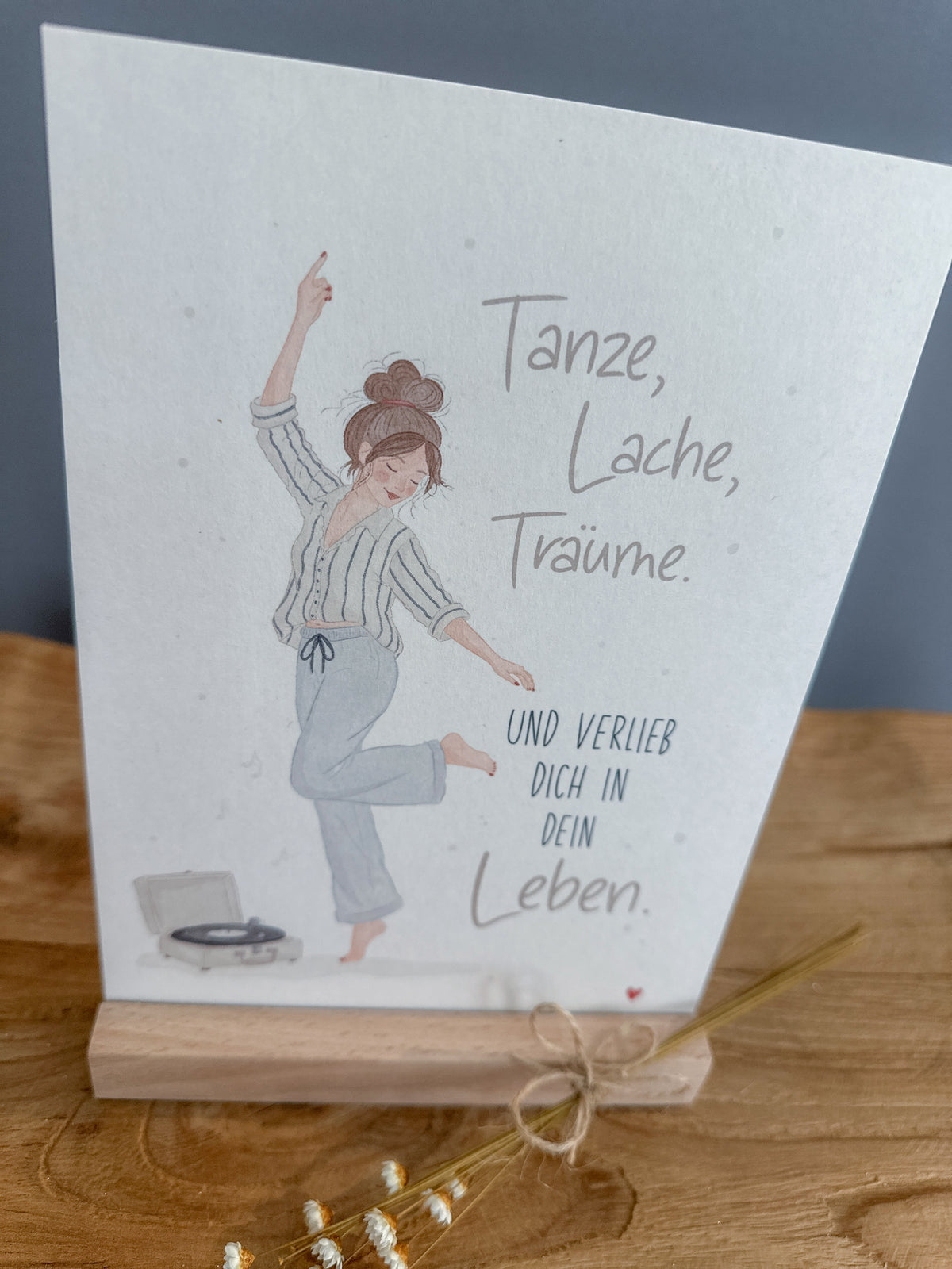 Postkarte Tanze Lache Träume Din A5